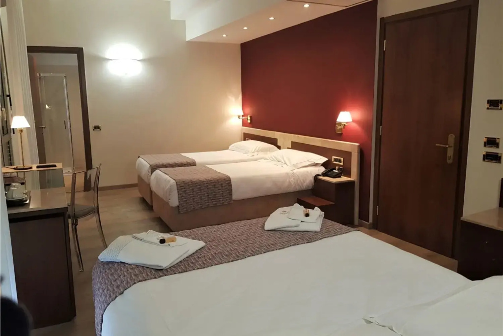 Hotel Astra Ferrara - Chambres