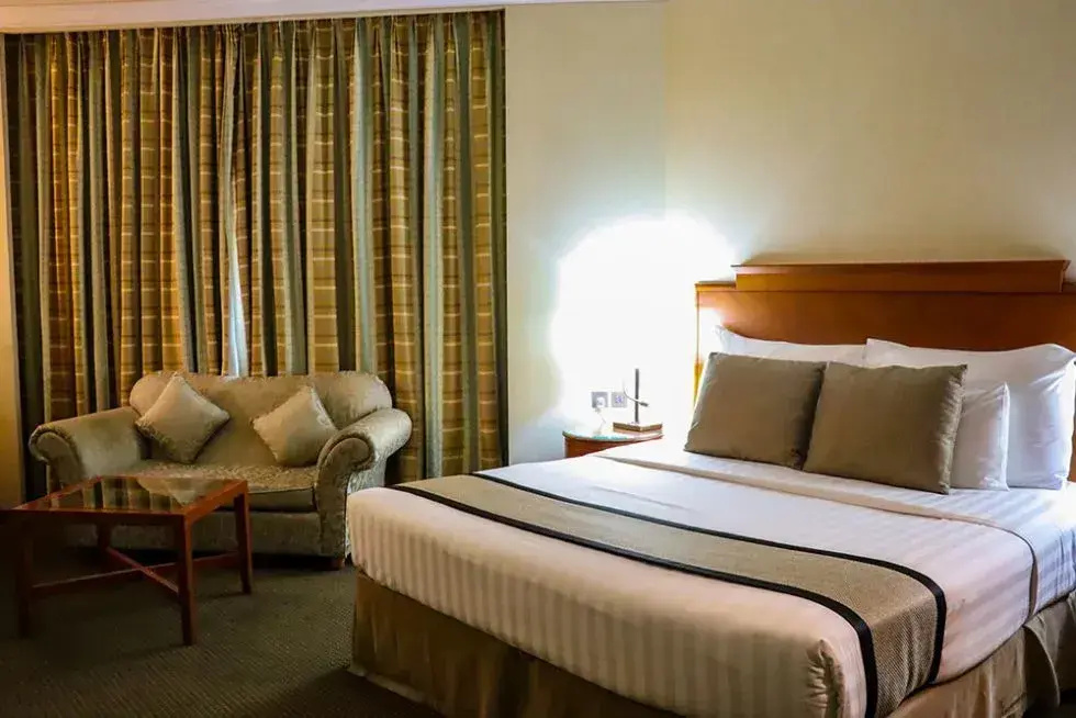 Double Junior Suite (full double bed)
