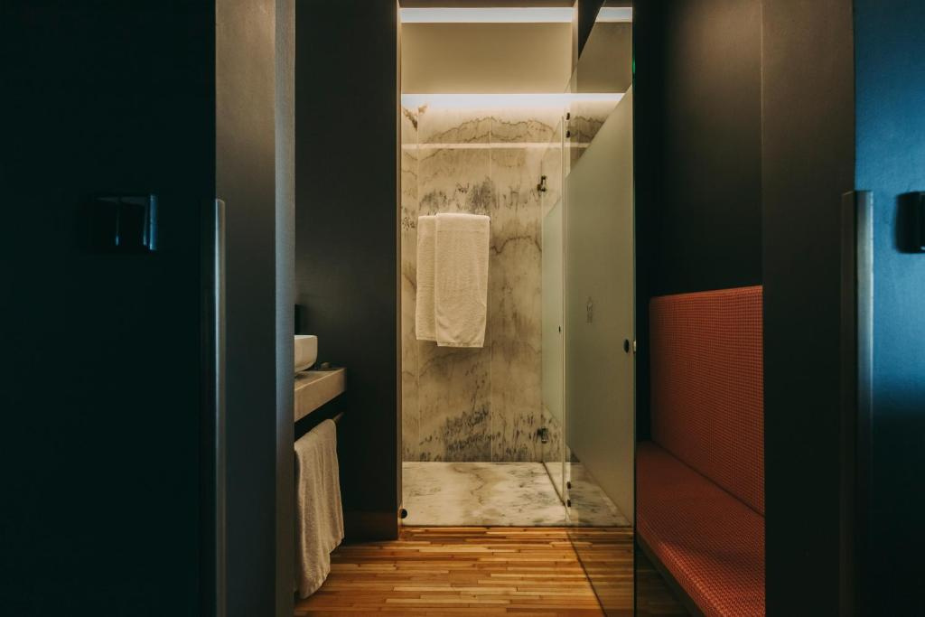 Hotel Torel Avantgarde image General