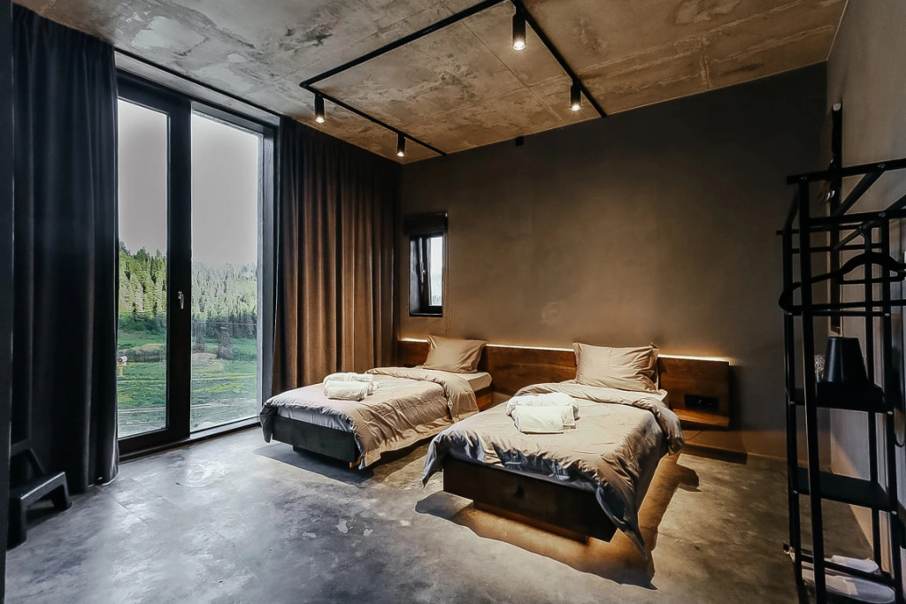 Двухместный номер Супериор с видом на горы двуспальная кровать в Moon2