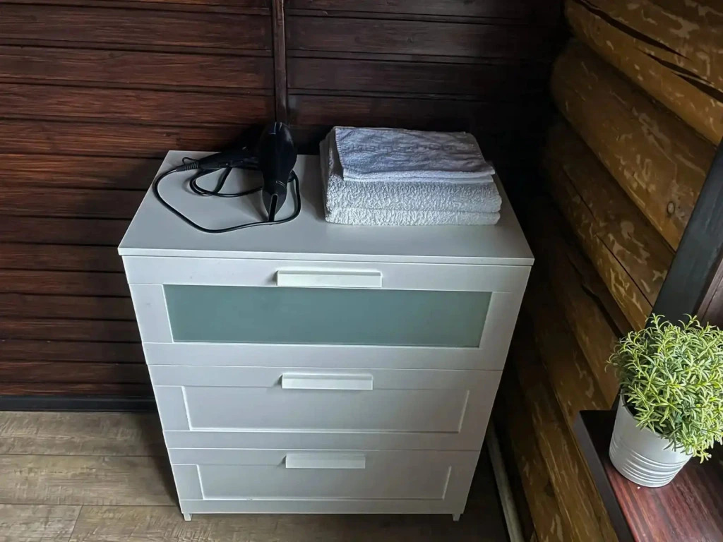 Двухместный номер Комфорт+ №6 двуспальная кровать в Пришвинъ