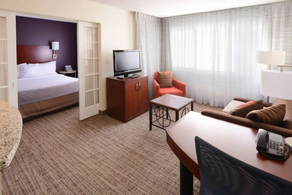 Hawthorn Suites by Wyndham Dallas Park Central - Chambres