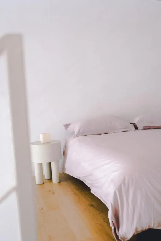 1 Double Loft (full double bed)