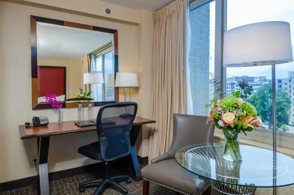 Beacon Hotel & Corporate Quarters - Chambres