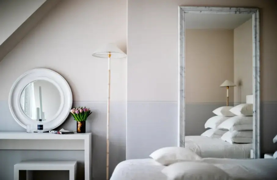 Monsieur George Hotel & Spa – Champs Elysées 74