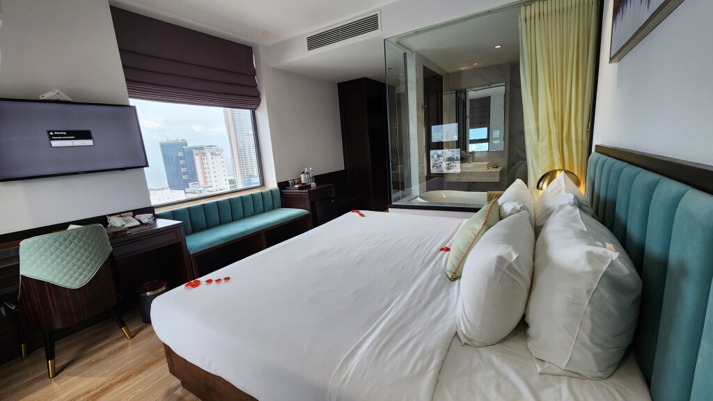 Cordial Grand Hotel Danang 4 Star