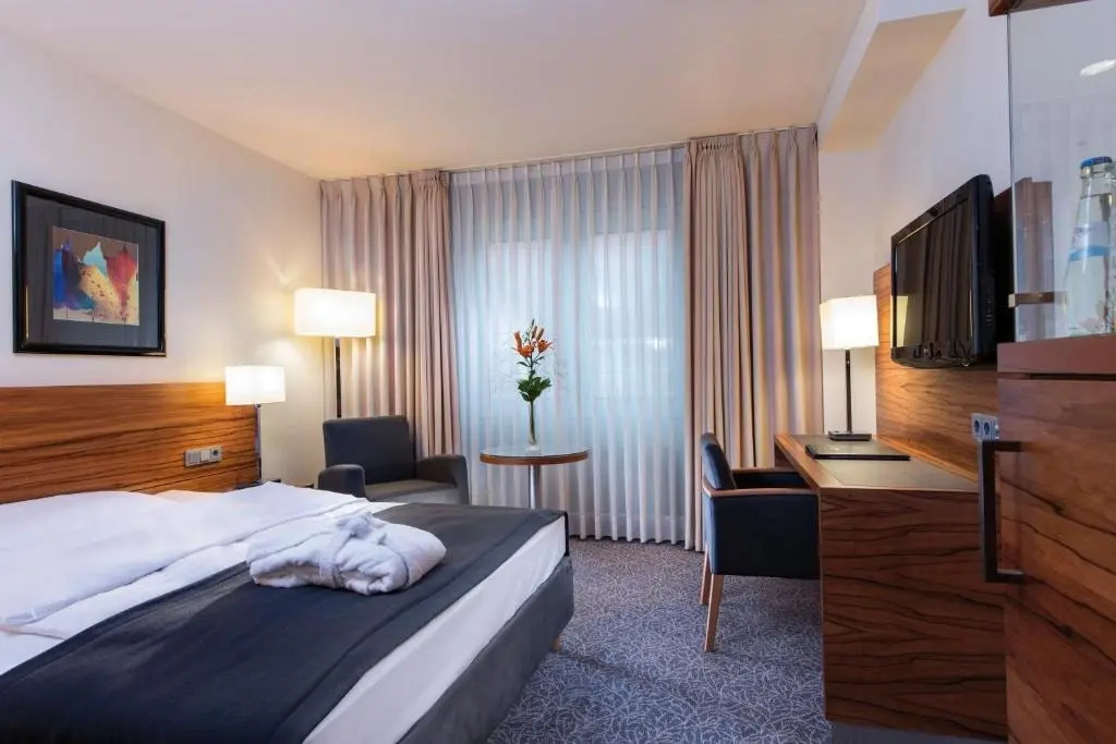 Hotel photo 12