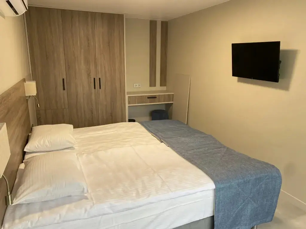 Magnoliya Hotel Room Type - 1-room Comfort Superior Double room with balcony and with courtyard view twin beds