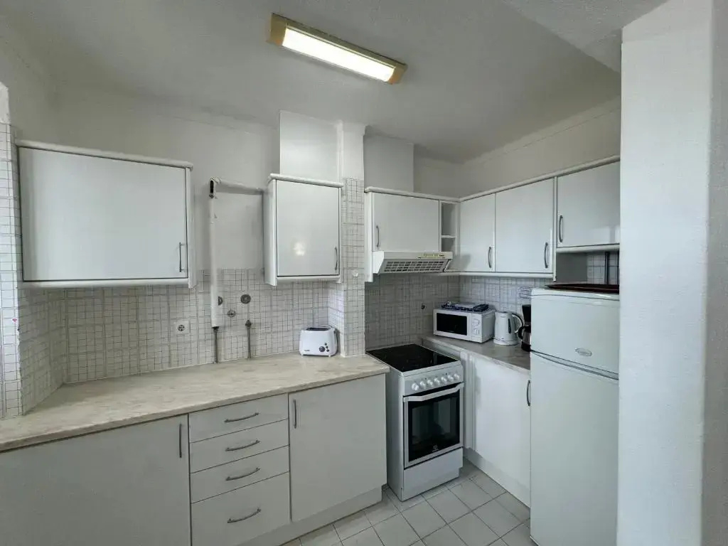 1 Bedroom Apartment with balcony
