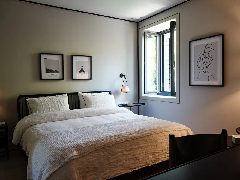 Premium Double room with balcony and with city view (full double bed)