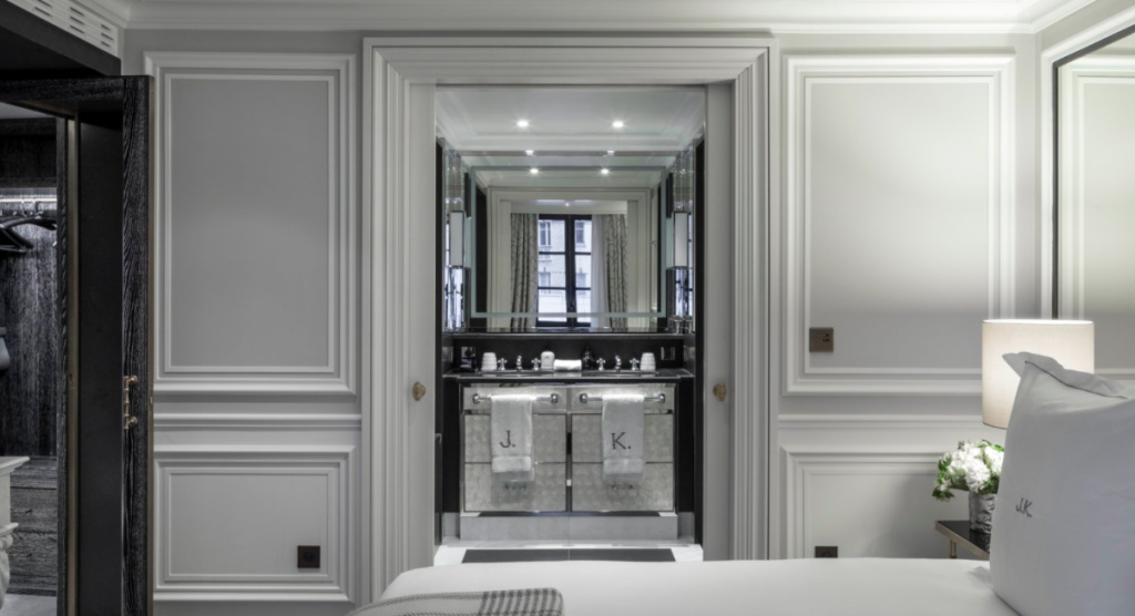 J.K. Place Paris 42