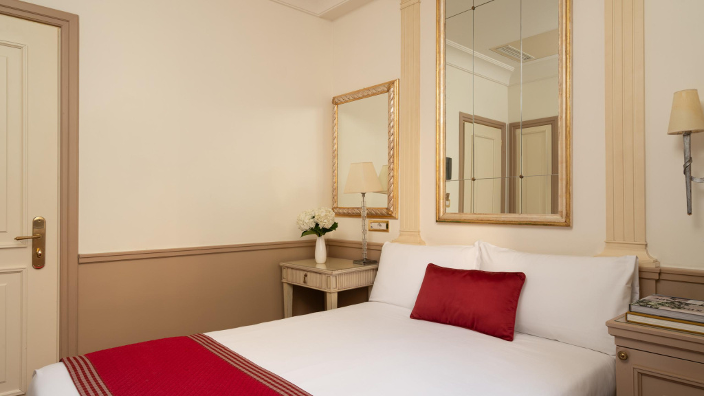 French Bed room