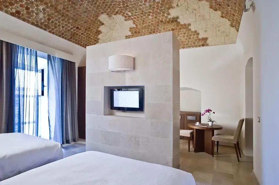 Double Junior Suite full double bed