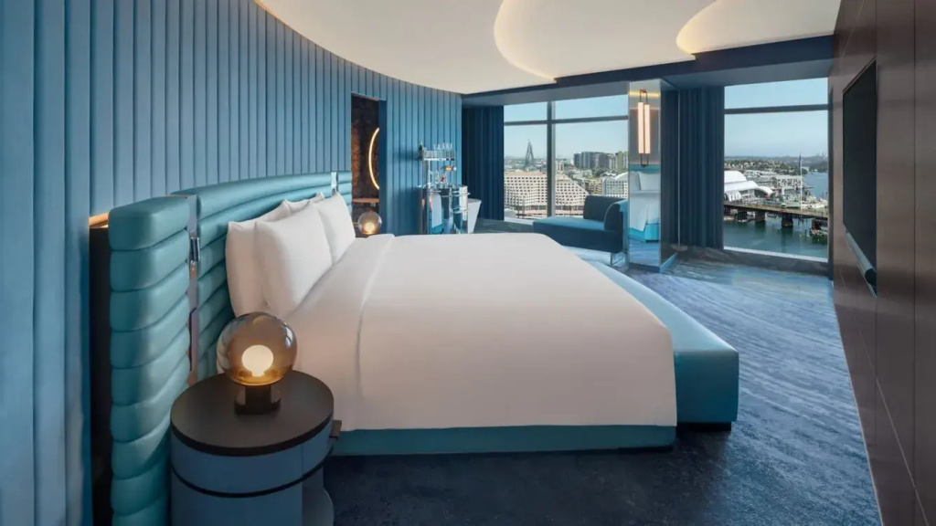 1 Bedroom Wow Double Suite with harbour view (full double bed)