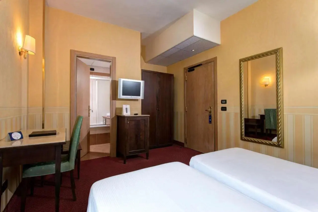 Hotel photo 13
