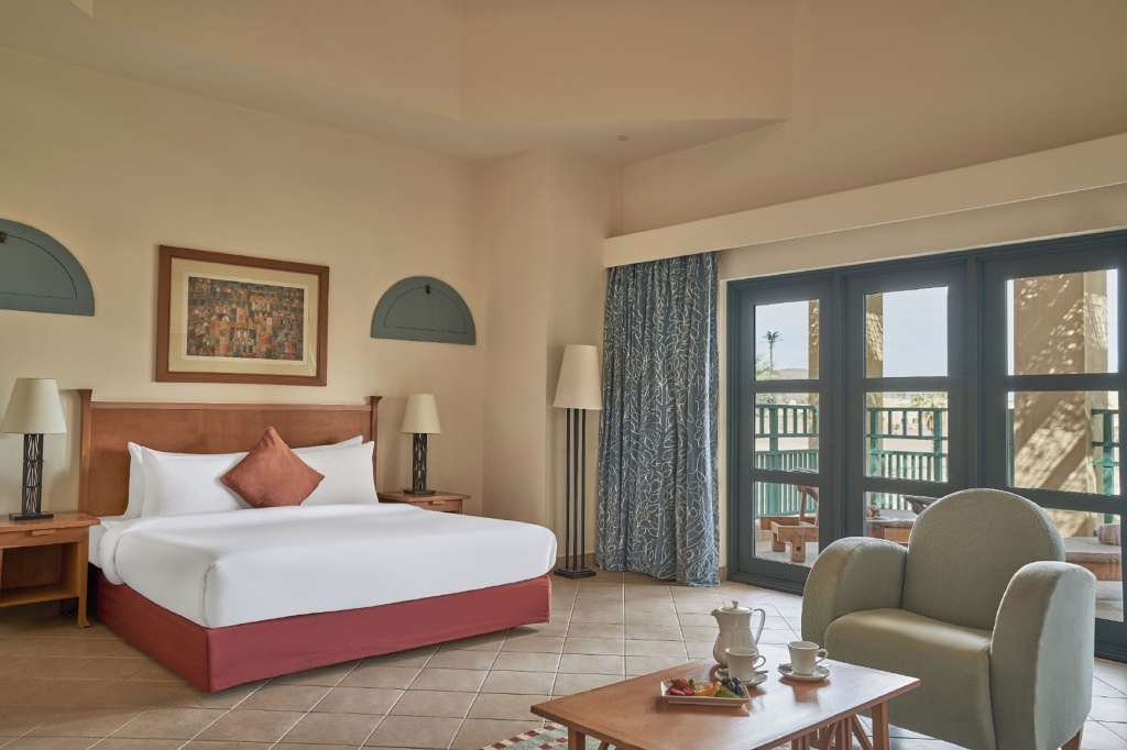 Double Junior Suite (full double bed)