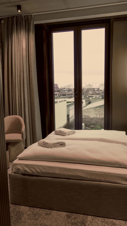 Deluxe Superior with Kitchenette Double room (full double bed)