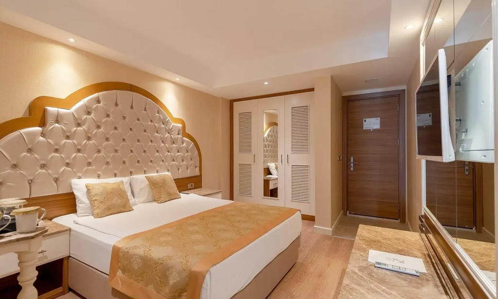 Двухместный номер Standard с видом на окрестности двуспальная кровать в Oz Hotels Side Premium