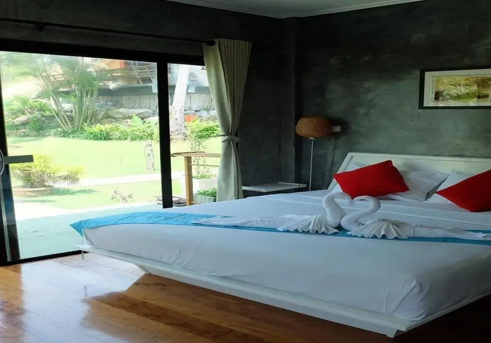 Double Bungalow with pool view (full double bed)
