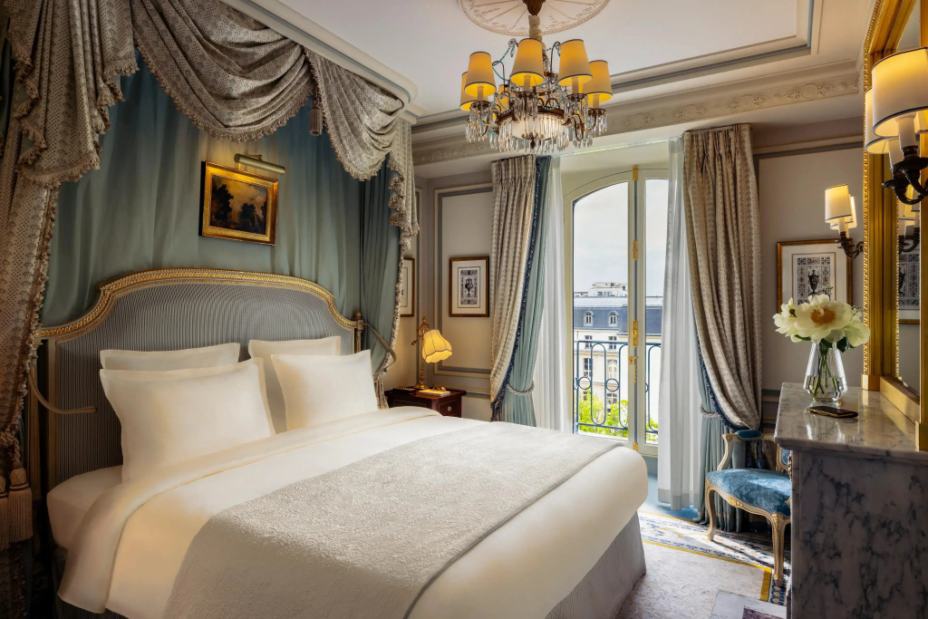 Executive Double Suite (full double bed)