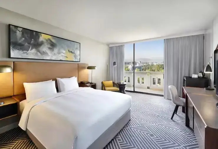 Panoramic Double Suite (full double bed)