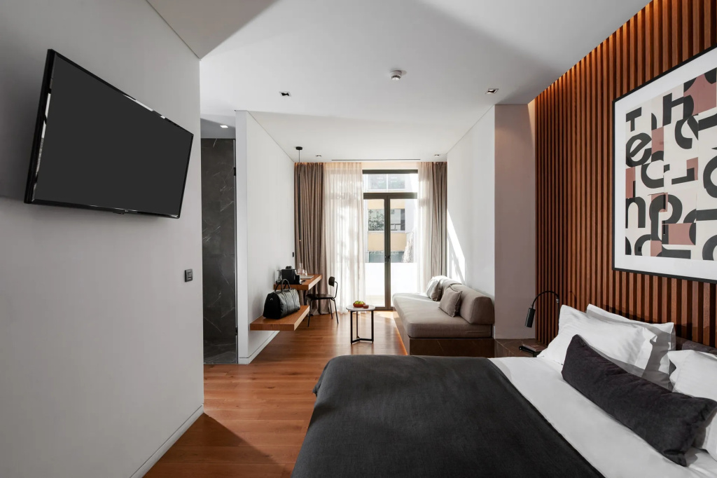 Double Junior Suite (full double bed)
