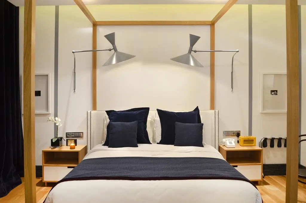 Double Junior Suite (full double bed)