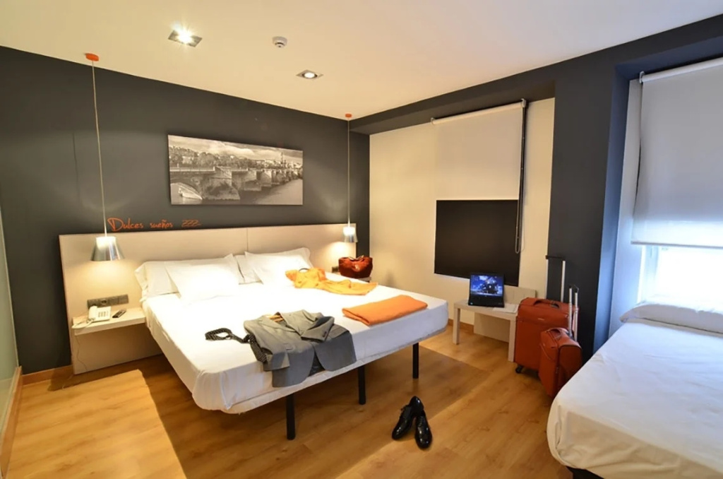 Hotel Bed4U Tudela - Chambres
