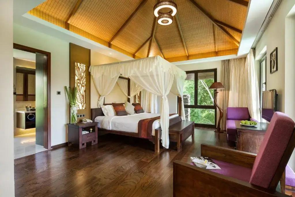 Yalong Bay Villas & Spa, о. Хайнань, Китай мініатюра 13