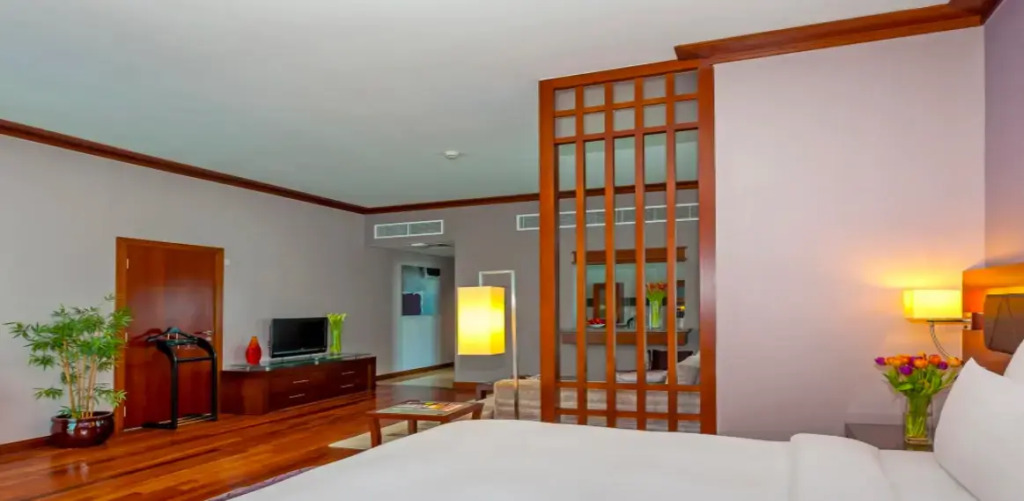 Flora Creek Deluxe Hotel Apartments