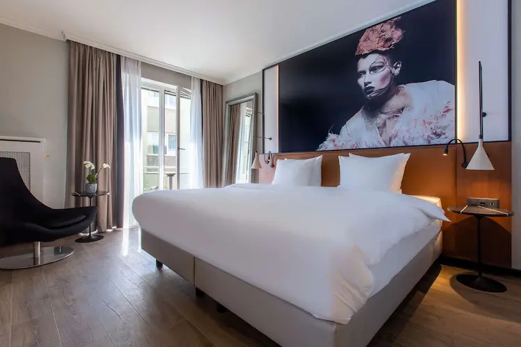 1 Bedroom Double Suite (full double bed)
