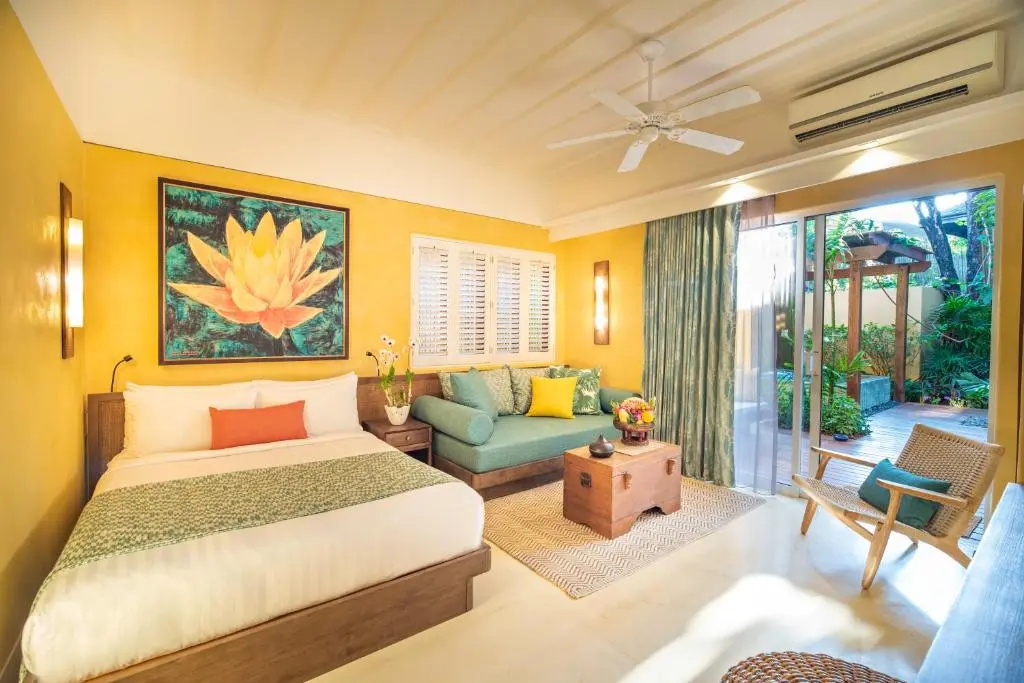Garden Pool Double Boutique (full double bed)