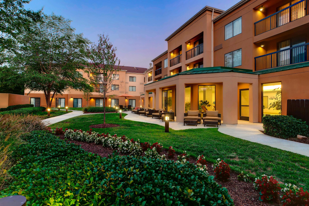 Courtyard by Marriott Richmond Airport - Général