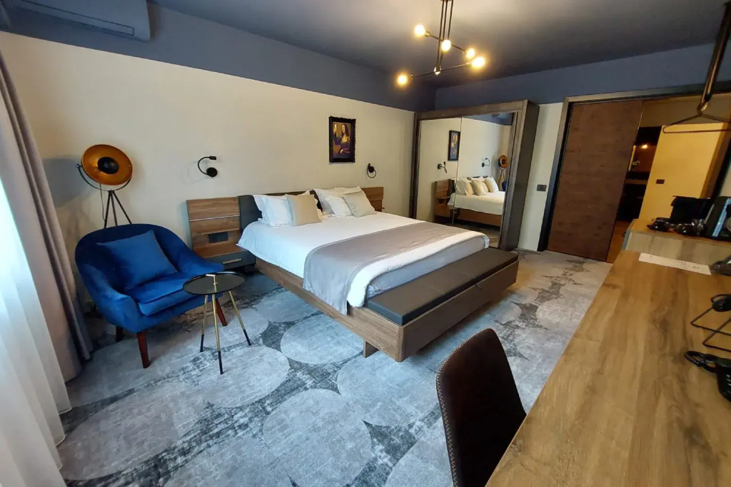 Premium Suite
