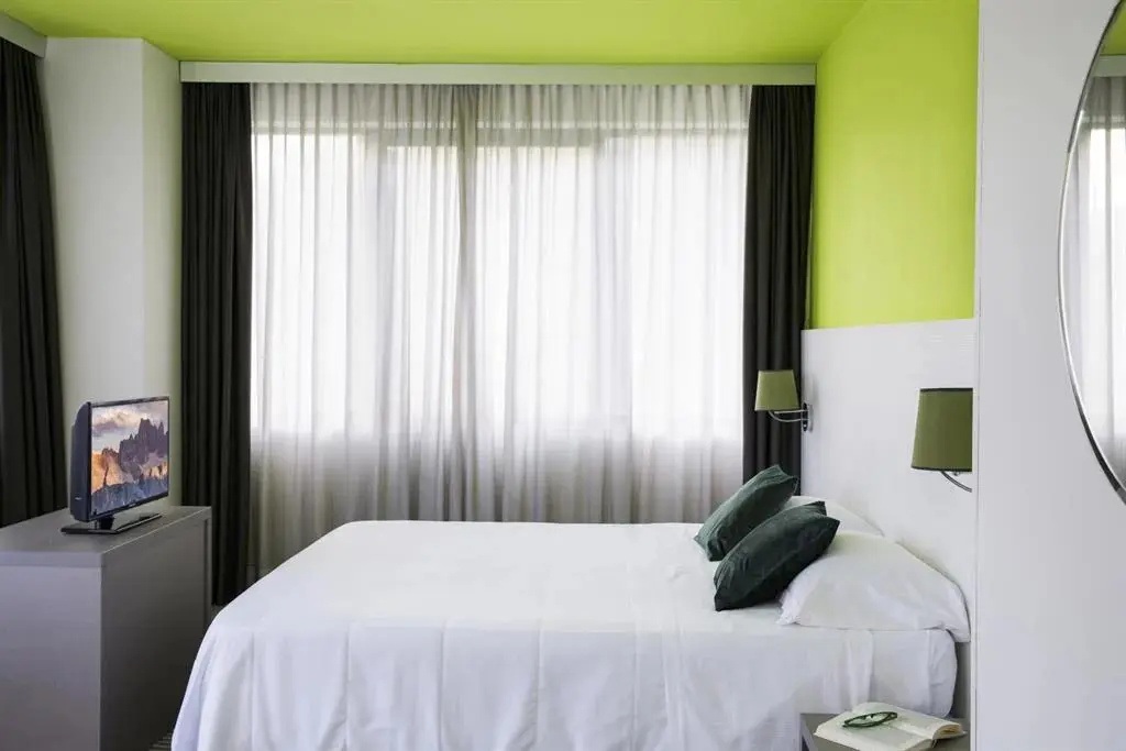 Premium room