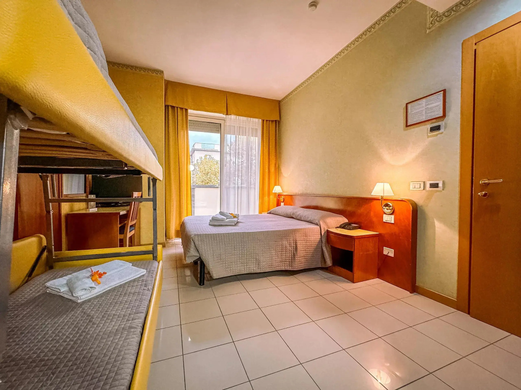 Quadruple room