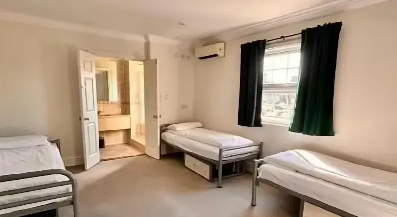 Triple room