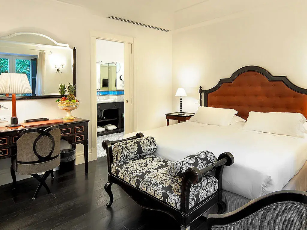 Superior Double room (full double bed)