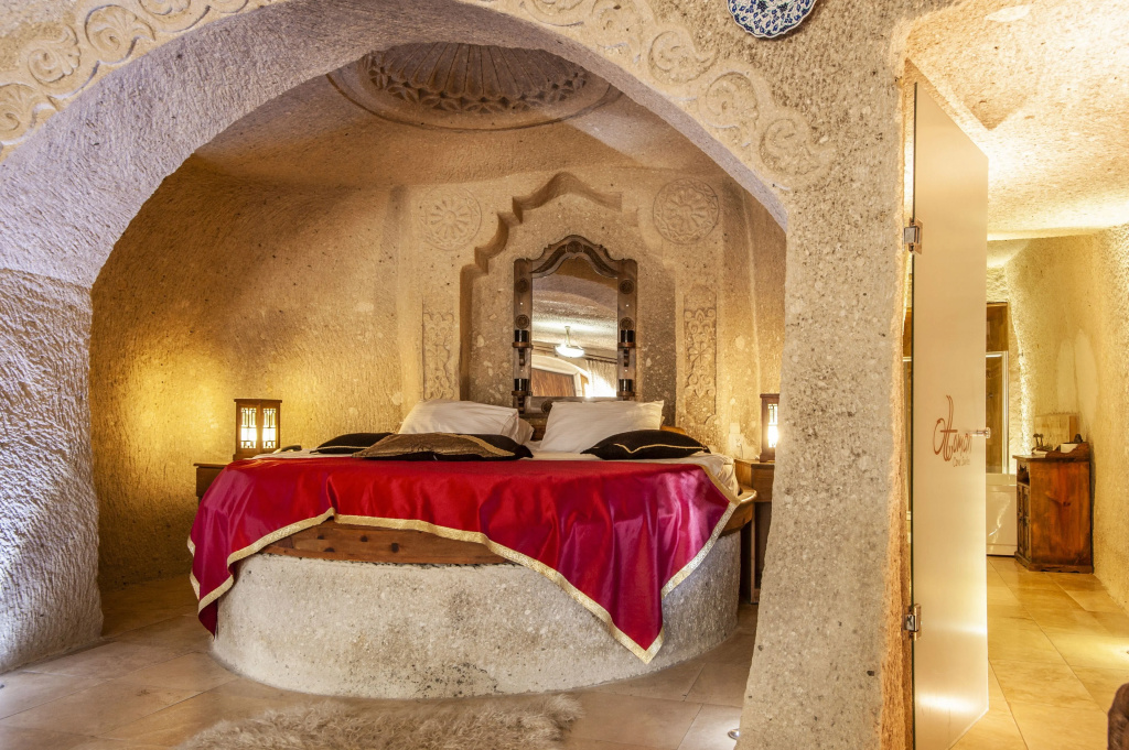 Double Suite (full double bed)