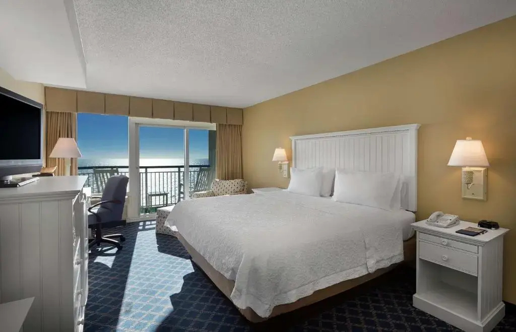 Quadruple room with ocean view