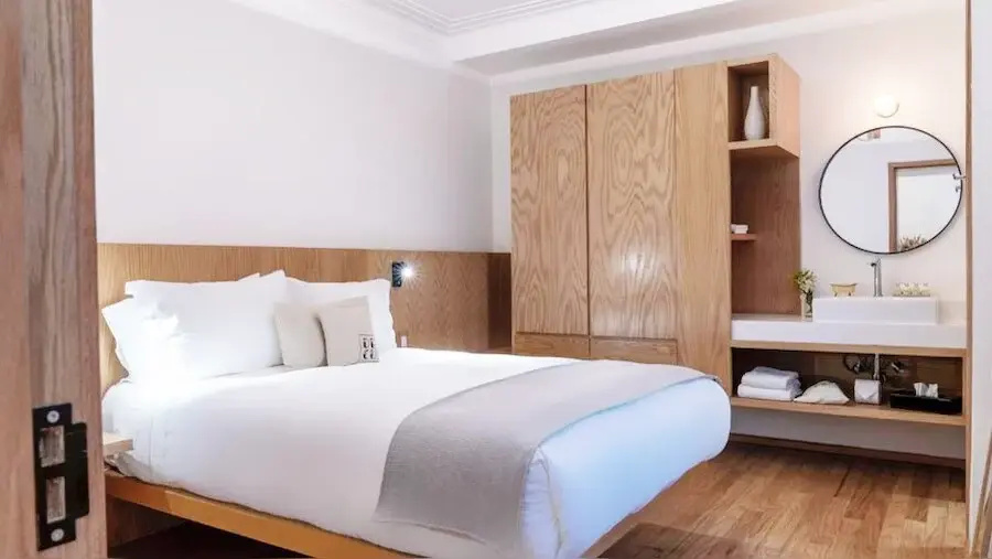 Superior Double Suite (full double bed)