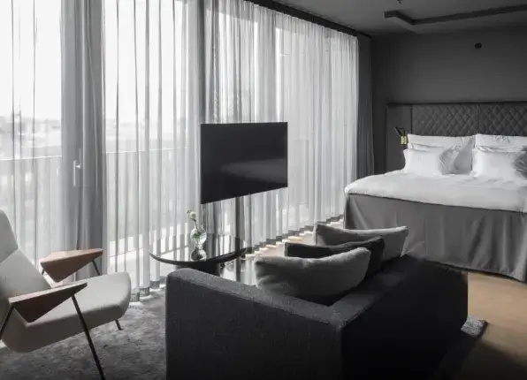 Double Junior Suite (full double bed)
