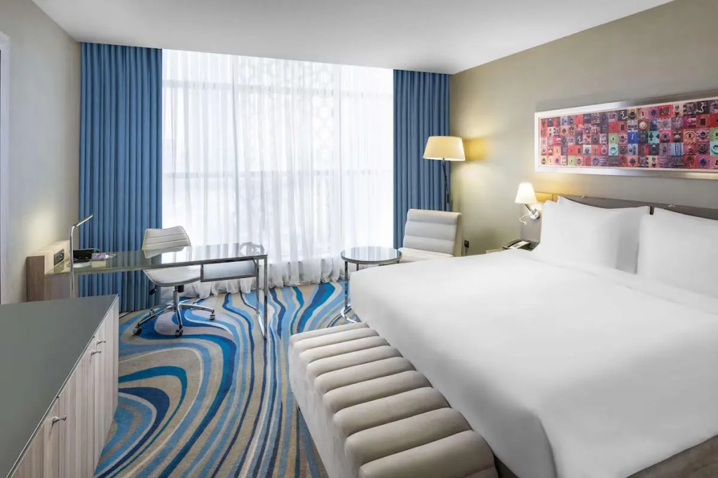 Superior Double room with partial sea view (twin beds)