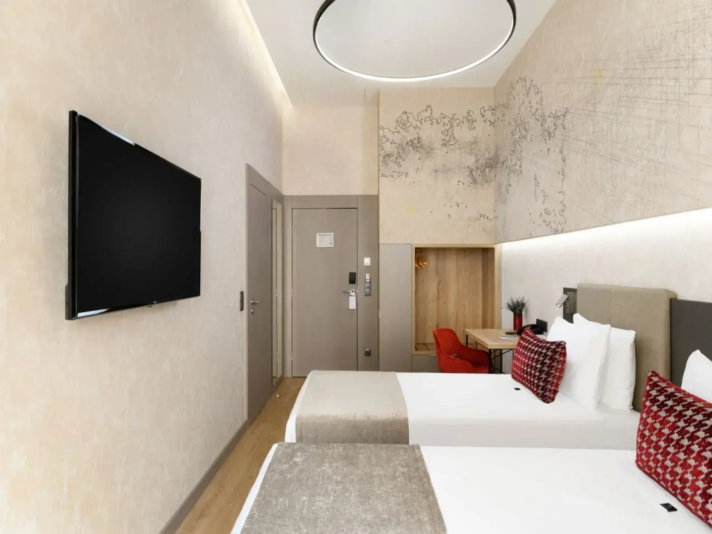 Superior Double room with balcony (twin beds)