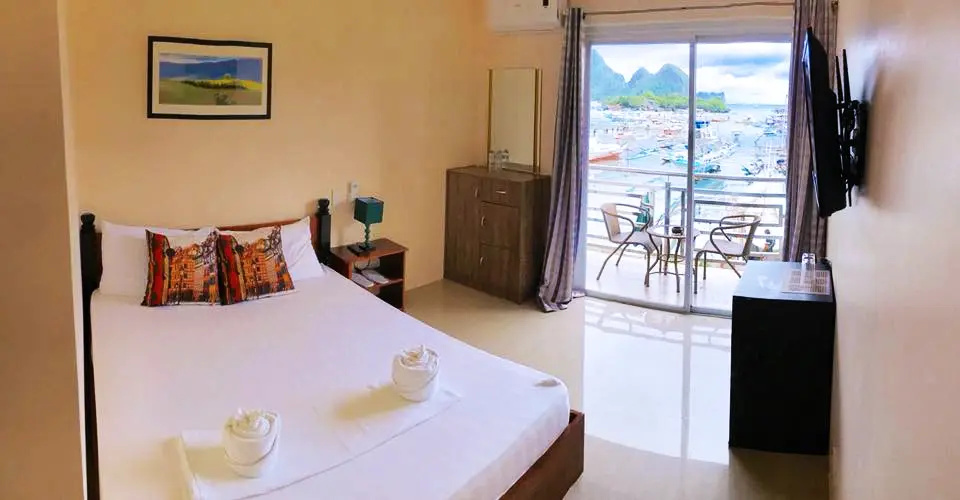 Grand Deluxe Double room full double bed
