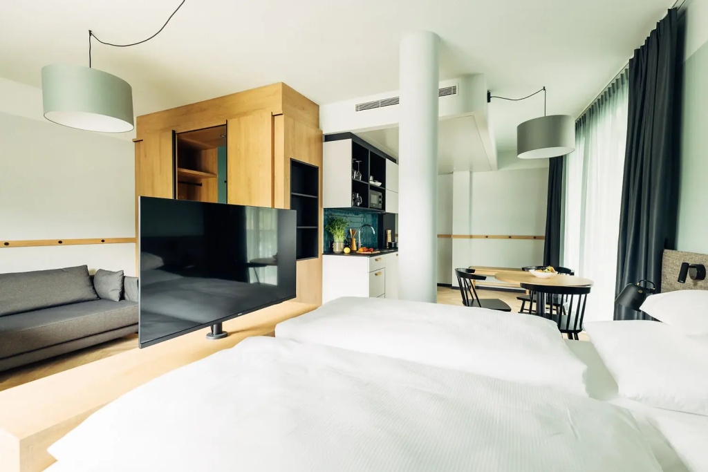 1 Bedroom Apartment