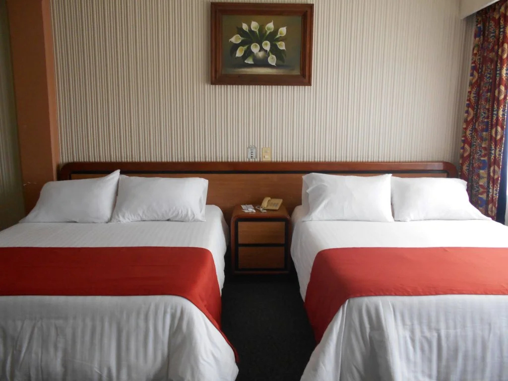 Simple Double Suite (full double bed)