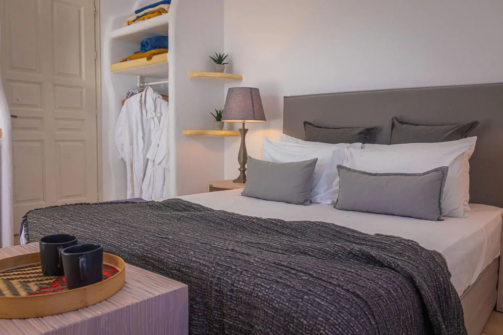 Superior Double Studio with sea view (full double bed)