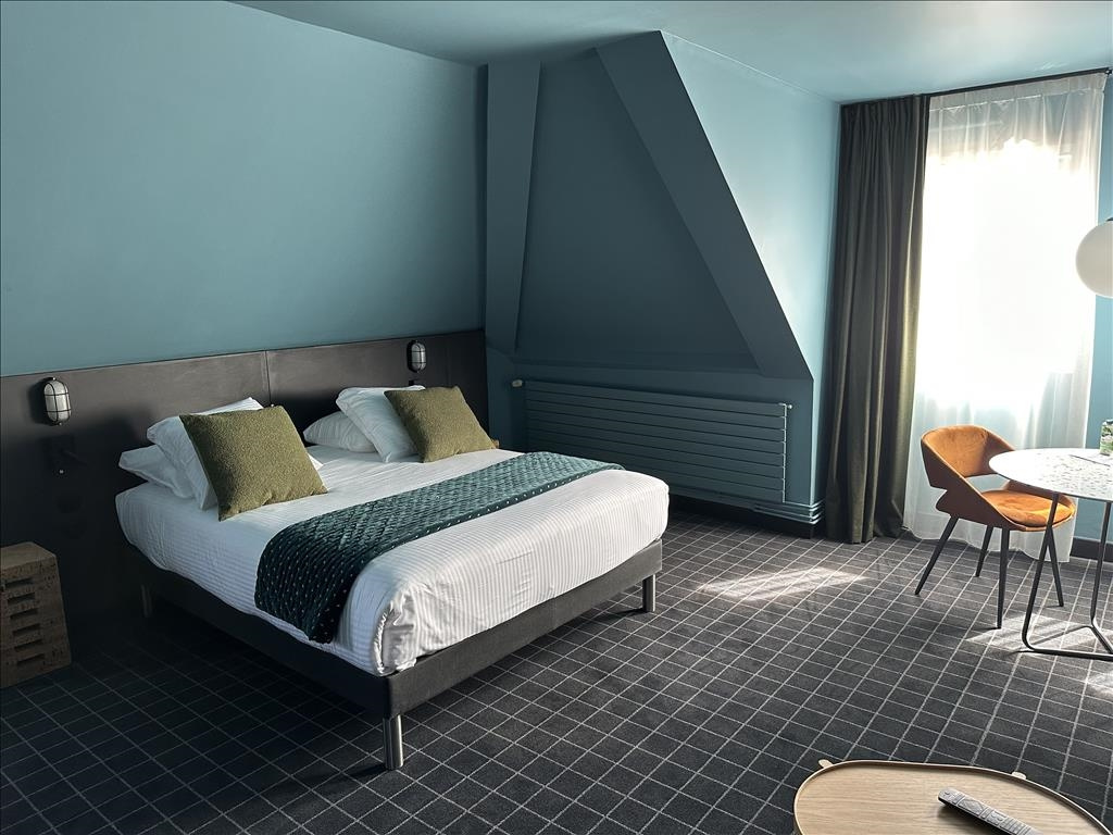 Prestige Double Suite (full double bed)