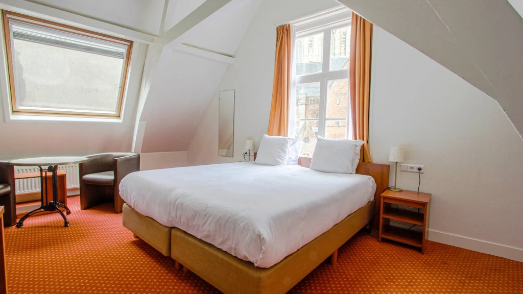 Ambassador City Centre Hotel - Chambres